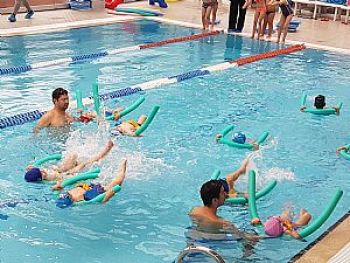 Αθλητικές δραστηριότητες: Κολύμβηση